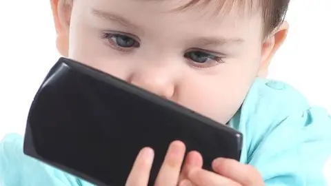 Niños menores smartphones Niños menores smartphones