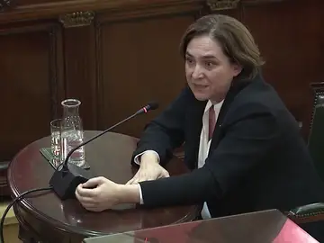Colau considera que el 20-S fue una "movilización pacífica" que se produjo en un contexto "de gran alarma social" Colau considera que el 20-S fue una "movilización pacífica" que se produjo en un contexto "de gran alarma social"