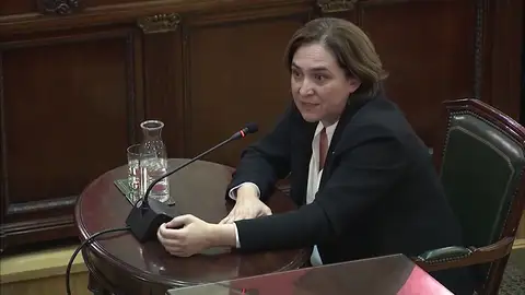 Colau considera que el 20-S fue una "movilización pacífica" que se produjo en un contexto "de gran alarma social" Colau considera que el 20-S fue una "movilización pacífica" que se produjo en un contexto "de gran alarma social"