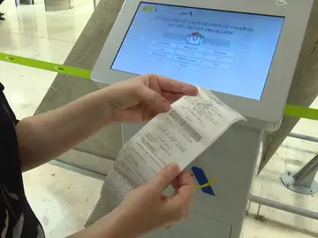 'DIVA' es el nuevo sistema que permite recuperar el IVA a los turistas extracomunitarios 'DIVA' es el nuevo sistema que permite recuperar el IVA a los turistas extracomunitarios