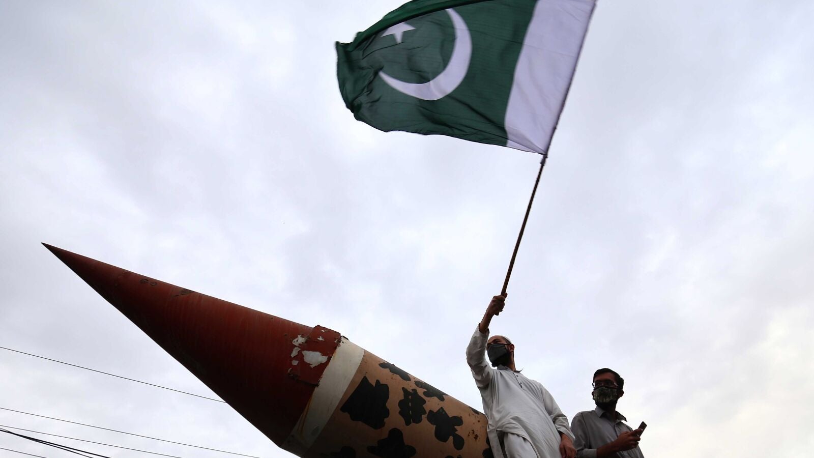 Continúa la tensión bélica entre India y Pakistán tras reconocer el bombardeo entre ambos países