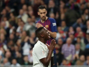 Vinicius se desespera contra el Barcelona