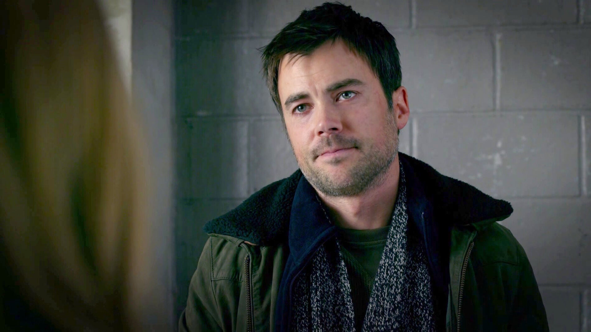 Michaela y Jared, enfrentados por Zeke tras quedar detenido