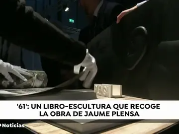 Un libro escultura se presenta en Arco Un libro escultura se presenta en Arco