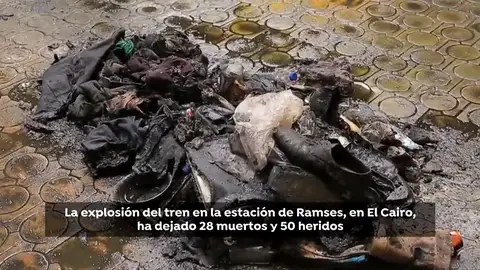 Los testigos relatan el horror que se vivió en la estación de El Cairo: "La gente entró en pánico" Los testigos relatan el horror que se vivió en la estación de El Cairo: "La gente entró en pánico"