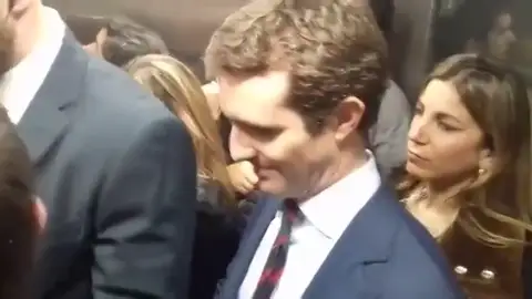 Pablo Casado, atrapado en un ascensor de Lleida Pablo Casado, atrapado en un ascensor de Lleida