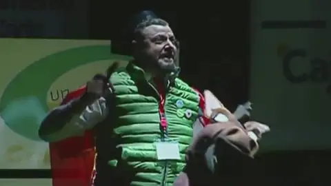 Un imitador de Santiago Abascal en una chirigota Un imitador de Santiago Abascal en una chirigota