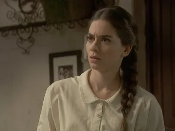 Elsa recibe una inesperada proposición de Isaac Elsa recibe una inesperada proposición de Isaac