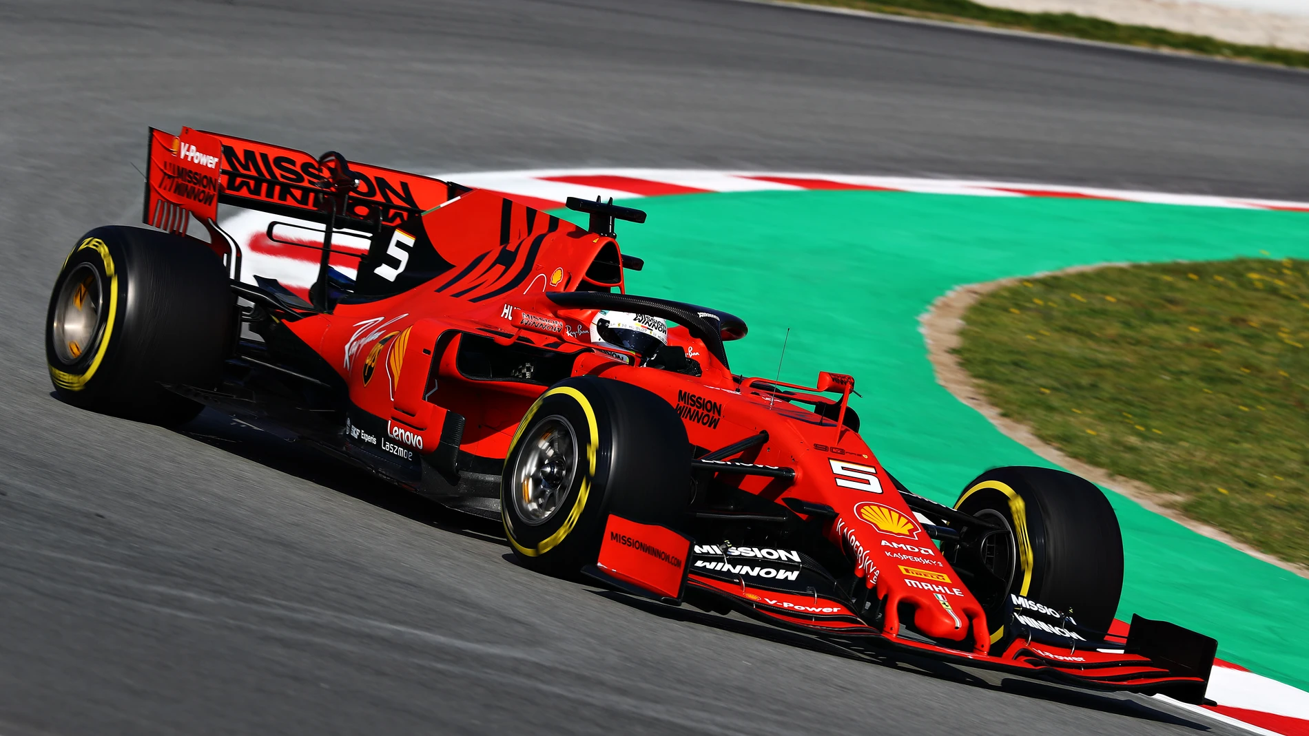 Sebastian Vettel, a bordo de su Ferrari Sebastian Vettel, a bordo de su Ferrari