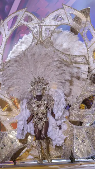 Erika Echuaca Sebe, reina carnaval de Las Palmas de Gran Canaria Erika Echuaca Sebe, reina carnaval de Las Palmas de Gran Canaria