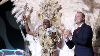 Erika Echuaca Sebe, coronada reina del Carnaval de Las Palmas de Gran Canaria 