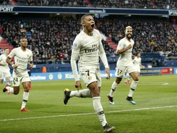 Mbappé celebra un gol con el PSG Mbappé celebra un gol con el PSG