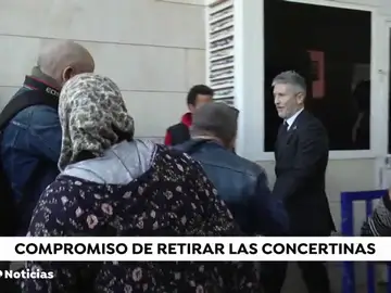 Marlaska recalca su compromiso de retirar las concertinas de la valla de Melilla Marlaska recalca su compromiso de retirar las concertinas de la valla de Melilla