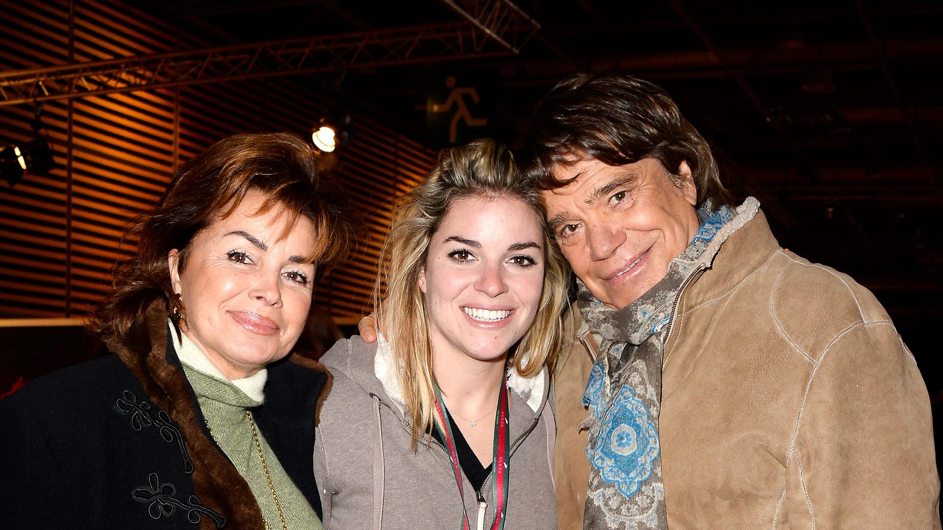 Bernard Tapie, a la derecha Bernard Tapie, a la derecha