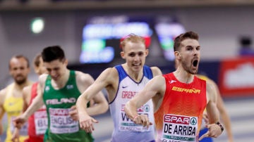 Álvaro de Arriba festeja su victoria