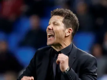 Simeone, en banda Simeone, en banda