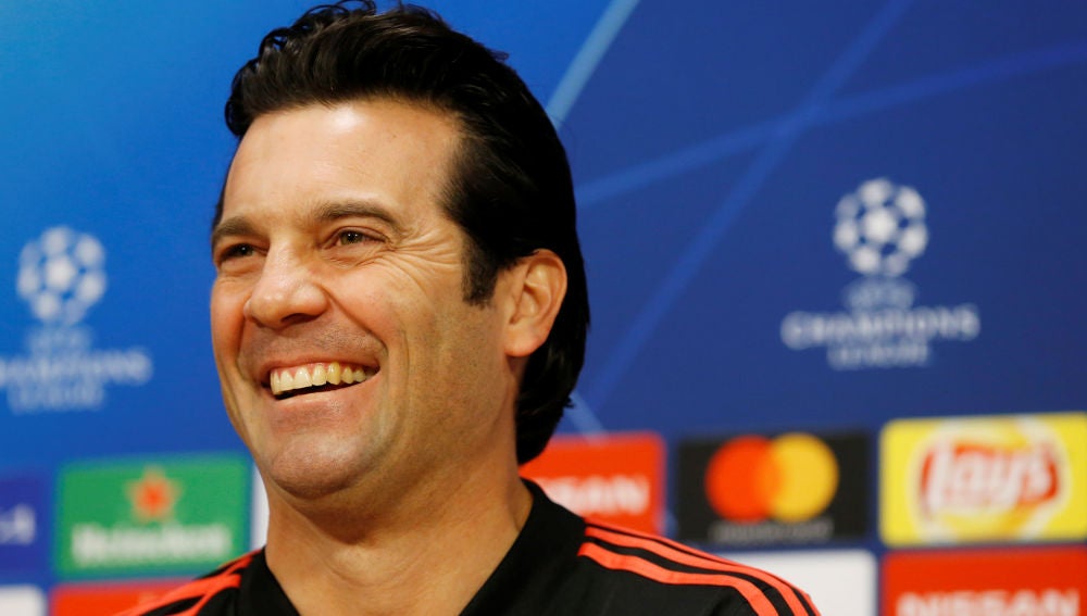 Solari, en rueda de prensa