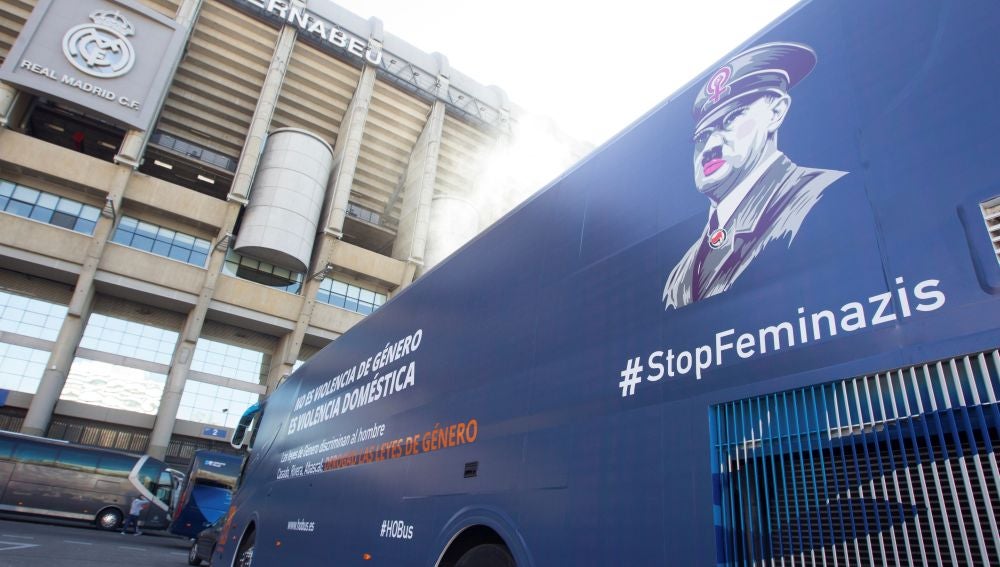 El bus de la plataforma Hazte Oír