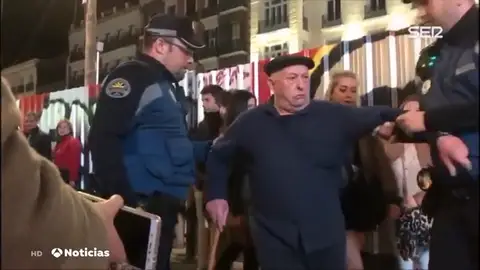 Un anciano agrede con un bastón a una prostituta Un anciano agrede con un bastón a una prostituta