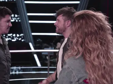 VÍDEO: LA VOZ:Pablo López, a Fran Arenas en los ensayos de los Asaltos: “Pasa de todo, olvídate de Antonio Orozco y canta para ti” VÍDEO: LA VOZ:Pablo López, a Fran Arenas en los ensayos de los Asaltos: “Pasa de todo, olvídate de Antonio Orozco y canta para ti”