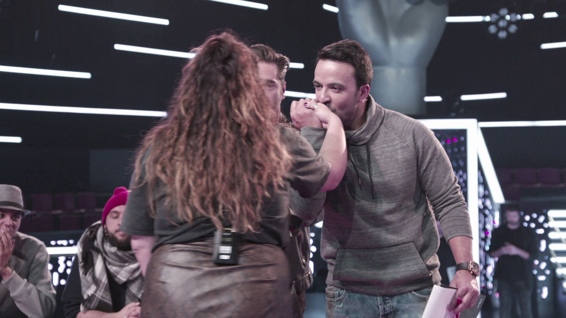 V&Iacute;DEO: Luis Fonsi recomienda a Naiara Hern&aacute;ndez ponga &ldquo;un poco de fragilidad&rdquo;