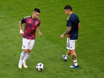 James y Falcao, durante un entrenamiento con Colombia