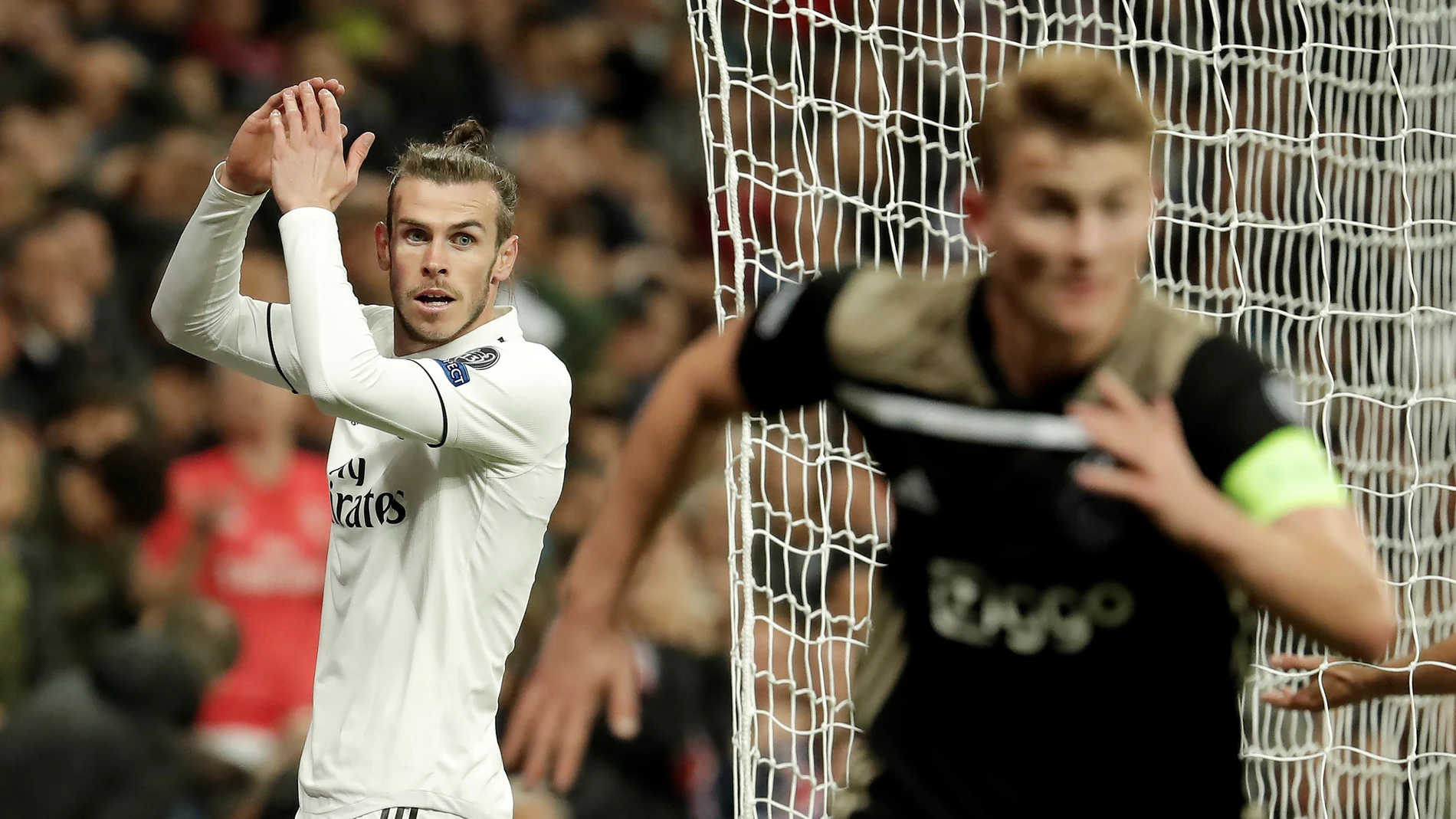Bale lamenta una ocasión contra el Ajax Bale lamenta una ocasión contra el Ajax