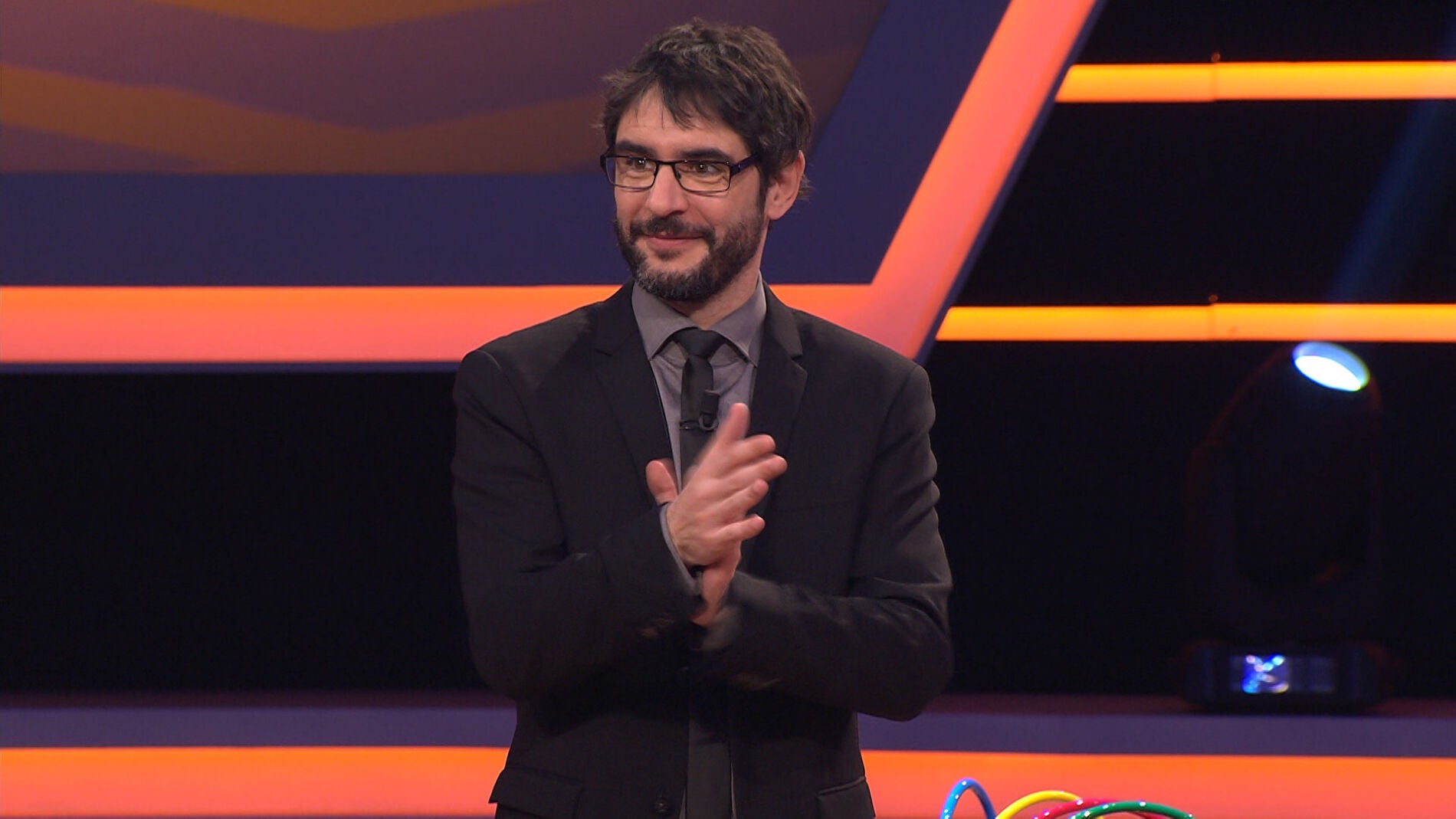 Juanra Bonet consigue solucionar el fallo t&eacute;cnico de '&iexcl;Boom!': "Pobrecita, le cuesta"