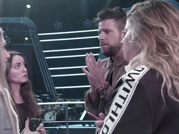 Pablo López destaca la falta de conexión entre Palomy y Marina Damer en el ensayo de la Batalla de ‘La Voz’ Pablo López destaca la falta de conexión entre Palomy y Marina Damer en el ensayo de la Batalla de ‘La Voz’