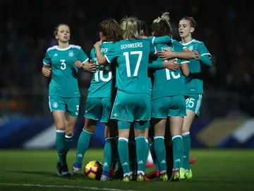 Las jugadoras de la selección de Alemania celebran un gol Las jugadoras de la selección de Alemania celebran un gol