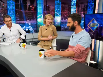 La divertida confesión de Dani Rovira en 'El Hormiguero 3.0' sobre Ingrid García Jonsson: "Le molaba el deporte siempre que pudiera estar tumbada" La divertida confesión de Dani Rovira en 'El Hormiguero 3.0' sobre Ingrid García Jonsson: "Le molaba el deporte siempre que pudiera estar tumbada"