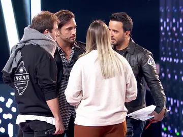 Toque de atención a Álvaro de Luna al llegar al ensayo de la Batalla Final de 'La Voz' con la letra de su canción sin aprender  Toque de atención a Álvaro de Luna al llegar al ensayo de la Batalla Final de 'La Voz' con la letra de su canción sin aprender