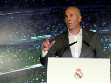 Zidane, en su presentación como entrenador del Real Madrid Zidane, en su presentación como entrenador del Real Madrid