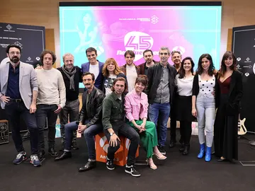 '45 Revoluciones' se presenta a los medios: "Hemos roto las formas de hacer las cosas para generar nuevas maneras de contar y ver la televisión" '45 Revoluciones' se presenta a los medios: "Hemos roto las formas de hacer las cosas para generar nuevas maneras de contar y ver la televisión"