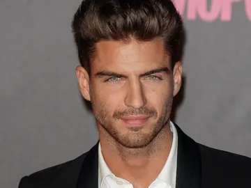 Maxi Iglesias Maxi Iglesias