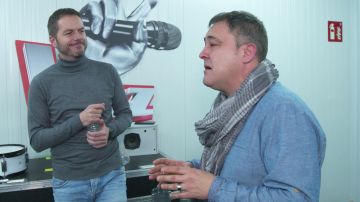 Paulina Rubio, emocionada ante "la batalla m&aacute;s rara" de 'La Voz' al juntarse lo l&iacute;rico de &Aacute;ngel Cort&eacute;s con el rock-soul de Andr&eacute;s Balado