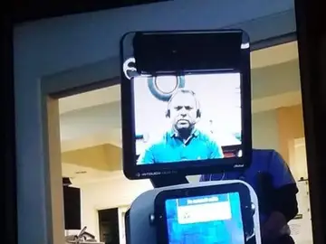 El robot que dio la noticia al paciente El robot que dio la noticia al paciente
