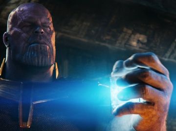 Thanos con el Teseracto en 'Infinity War'