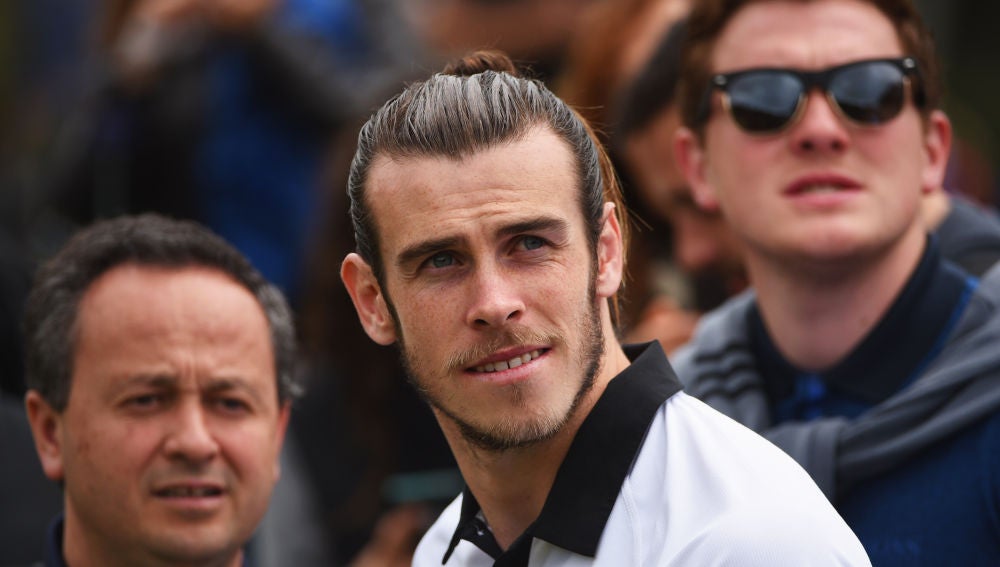 Gareth Bale en un campo de golf