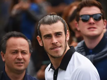 Gareth Bale en un campo de golf Gareth Bale en un campo de golf