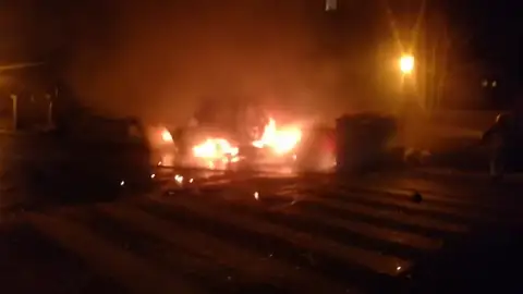 Investigan el inendio de una ambulancia en A Cañiza, Pontevedra Investigan el inendio de una ambulancia en A Cañiza, Pontevedra