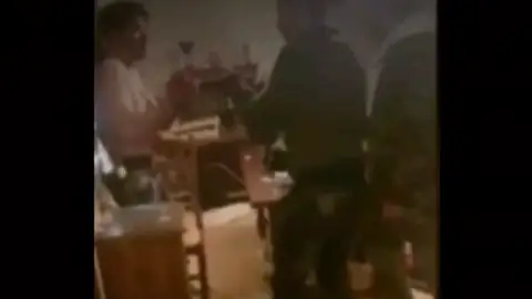 Detenidos en Valencia los menores que torturaron y asesinaron a un joven Detenidos en Valencia los menores que torturaron y asesinaron a un joven