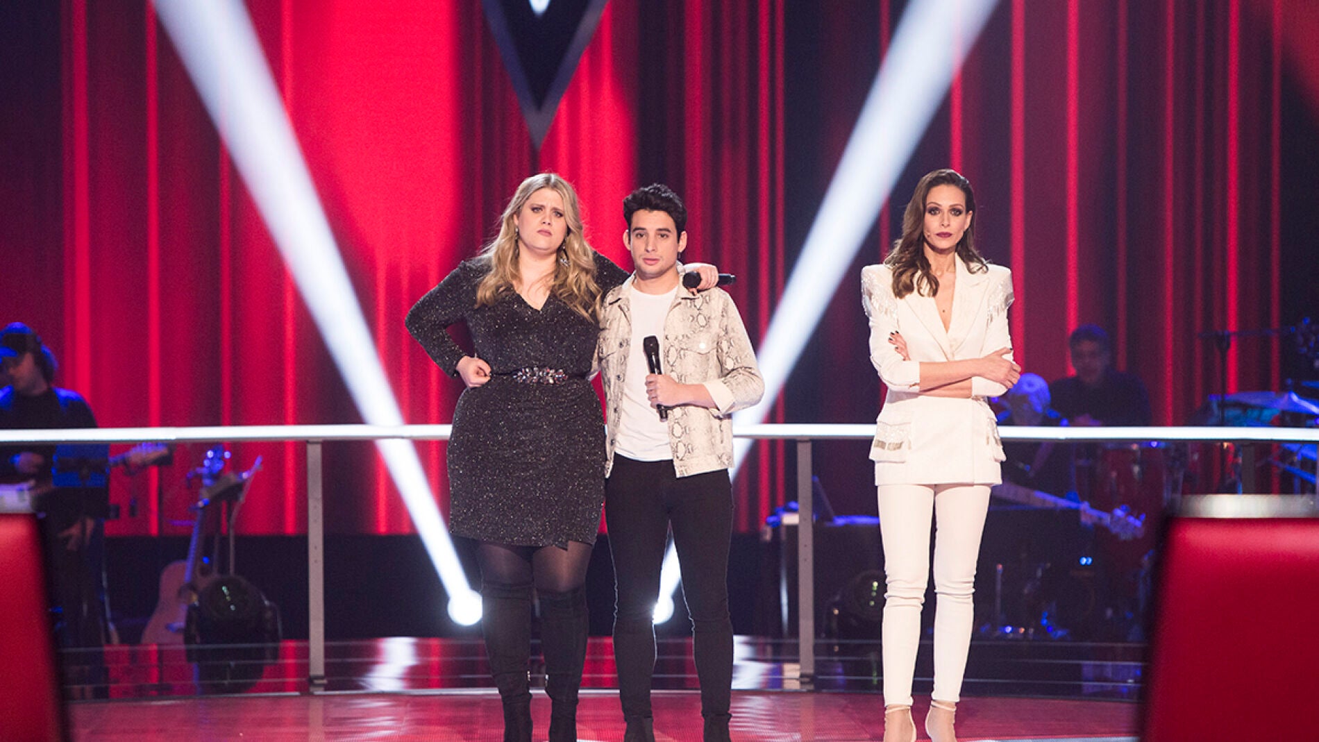 V&Iacute;DEO - LA VOZ: Luis Fonsi en un mar de dudas tras la actuaci&oacute;n de Rolita y &Aacute;lex Palomo