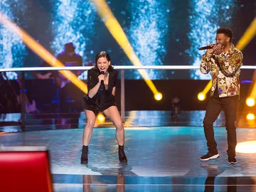 Teresa Ferrer y Marcelino Damion cantan ‘Sign of the times’ en la Batalla de ‘La Voz’ Teresa Ferrer y Marcelino Damion cantan ‘Sign of the times’ en la Batalla de ‘La Voz’
