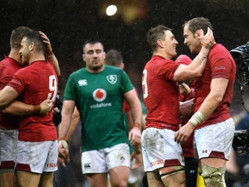Gales celebra su triunfo ante Irlanda