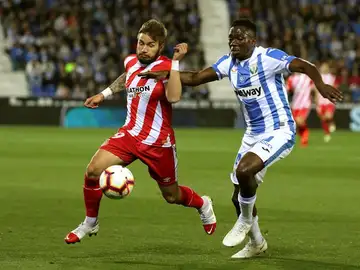 Portu, de una acción en Butarque. Portu, de una acción en Butarque.