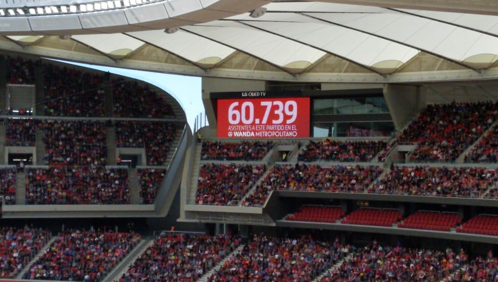 Casi 61.000 personas vieron el Atlético vs Barcelona en el Metropolitano