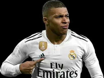 ¿Mbappé de blanco? ¿Mbappé de blanco?