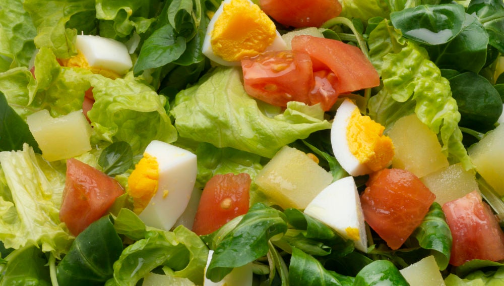 Ensalada de patata y huevo