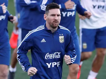 Leo Messi se entrena con la selección de Argentina Leo Messi se entrena con la selección de Argentina